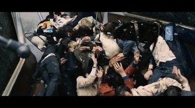 地铁逃生系统优化与钢铁材质防护效能对比：哪个更能抵御潜在伤害？