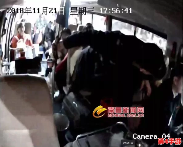 公车上雪柔被猛烈进入，网友热议：这场景真是让人心跳加速