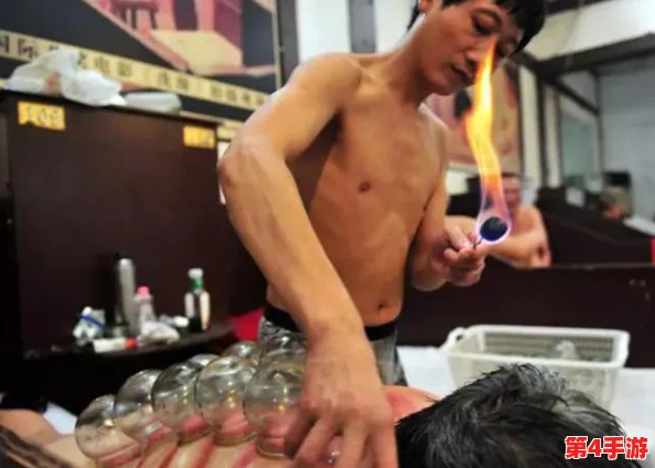 2022Gay搓澡工澡堂偷拍：震撼曝光！这种行为绝对不能容忍