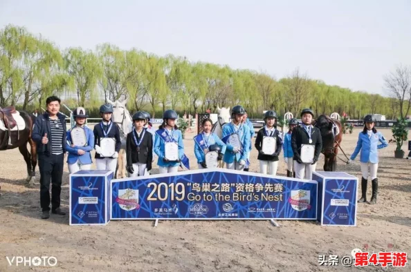 人马直播：网友热议其内容丰富、互动性强，深受年轻观众喜爱，成为直播平台的新星