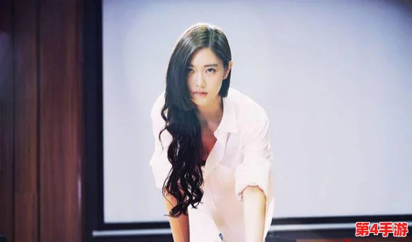 美女露100：深入解析这一现象背后的文化与社会影响，展现多元视角