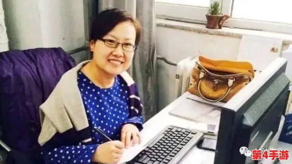 探讨工作关系中的界限:女班长洗澡让我随便摸她的胸,这样的行为该如何解读? 探讨工作关系中的界限:女班长洗澡让我随便摸她的胸,这样的行为该如何解读?