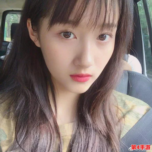 父母儿女大联欢吕红刘海怀孕，网友评论：这样的家庭活动真温馨，期待他们的宝宝诞生！