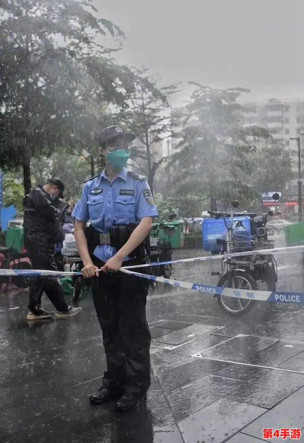 部长外勤中突然下大雨日本，瓢泼大雨如注，情况危急！