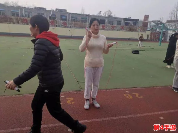 捆绑玩弄体育生Gay2022：在这个充满挑战与激情的世界中，如何理解和接受不同性取向的情感交织与身体表达