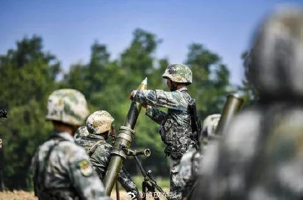 “大狙排雷”:在激烈战斗中,以精准射击化解危险,带给玩家无与伦比的游戏体验与紧张快感! “大狙排雷”:在激烈战斗中,以精准射击化解危险,带给玩家无与伦比的游戏体验与紧张快感!
