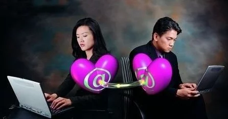 泡妞又疼又叫：年轻人追求爱情的奇葩经历与心理分析引发热议