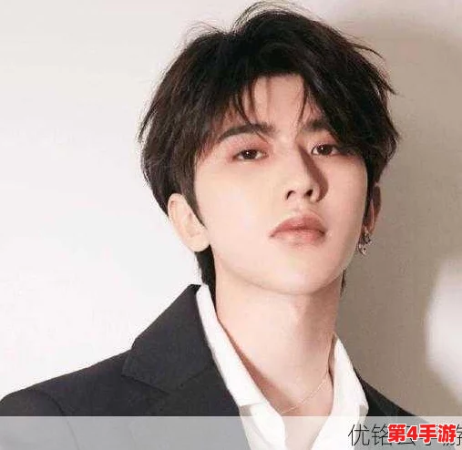 坤坤寒进桃子里嗟嗟嗟视频背后的故事与深层含义解析