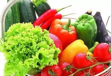 草莓丝瓜：一种新兴的健康食品，融合了草莓的甜美与丝瓜的清爽，值得尝试和推广的营养选择