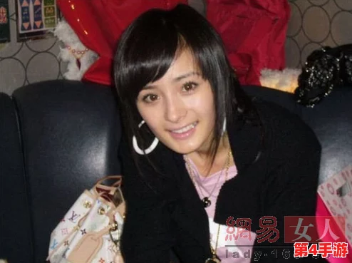 张柏芝的下面毛又多又密，是否反映了她对个人形象和自然美的独特理解与态度？