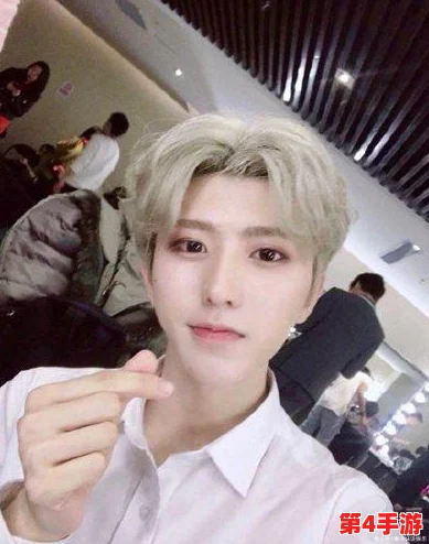 男生的坤坤放进女生的坤坤，这种行为是否反映了当代年轻人对性别角色和亲密关系的新理解？