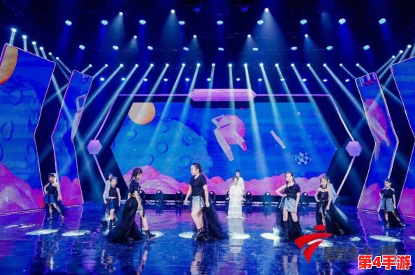 17c08.1503：新发现揭示宇宙中暗物质的神秘特性及其对星系形成的影响