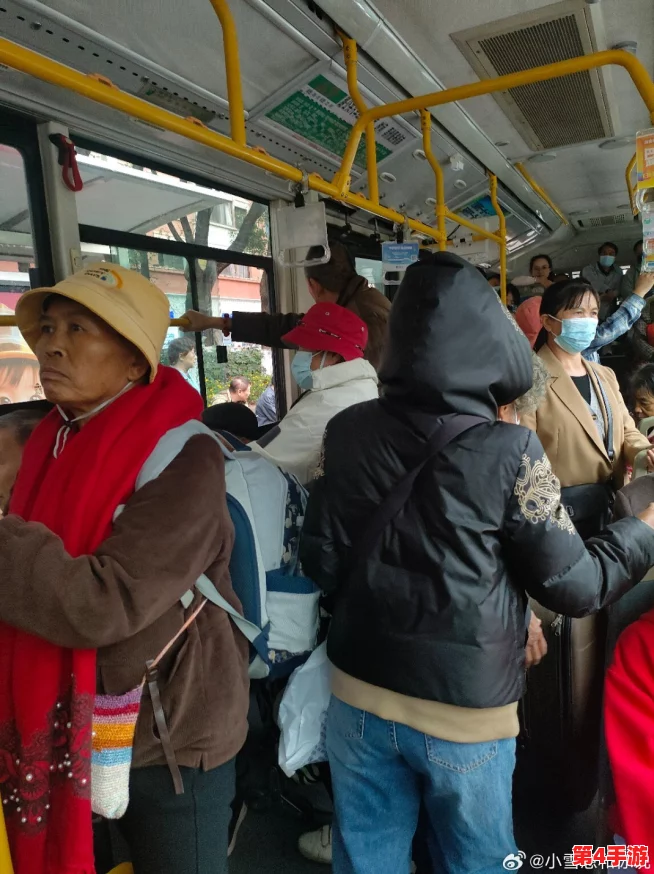 坐公交车被c了2个小时阅读，这种经历让人感到无奈与烦躁，公共交通的拥挤和不便真是令人头疼