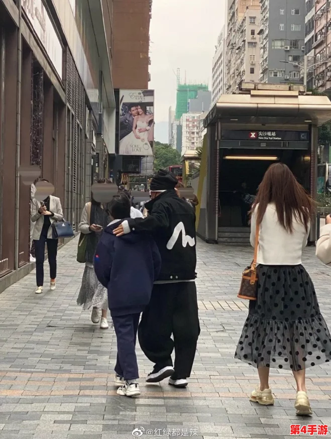 少妇搡bbbb搡bbb搡bbb,现场目击者称情形十分混乱引发围观热潮 少妇搡bbbb搡bbb搡bbb,现场目击者称情形十分混乱引发围观热潮