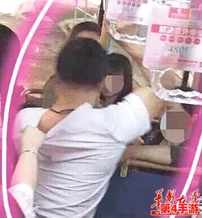 公车上-脱-了-内-裤-让我爽了一夜在线，性骚扰事件引发社会关注