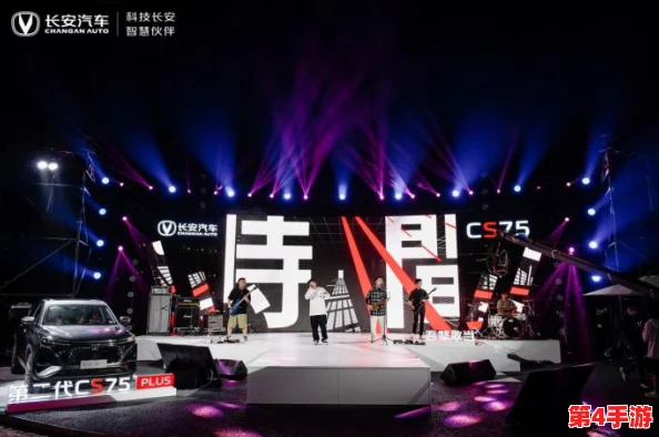 男生和女生在一起努力生猴子，携手共创美好未来，共同迎接生活中的挑战与快乐