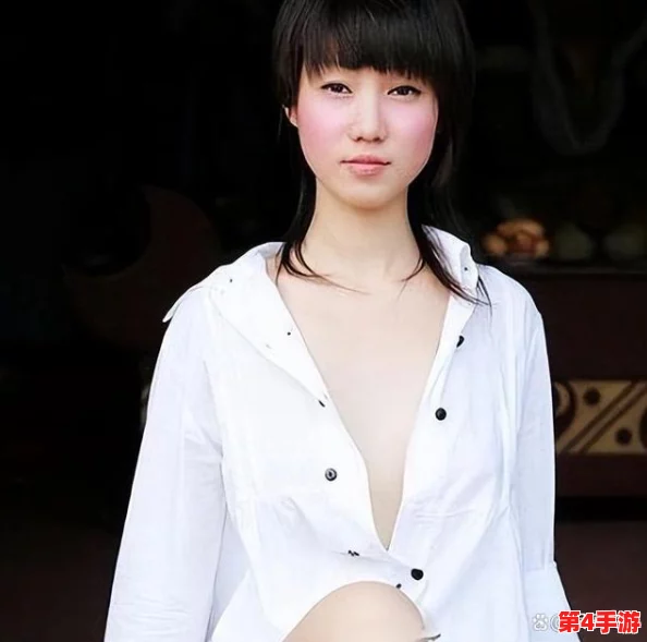 张筱雨露生殖照：2024年网络热议的艺术与伦理交锋，引发社会广泛讨论