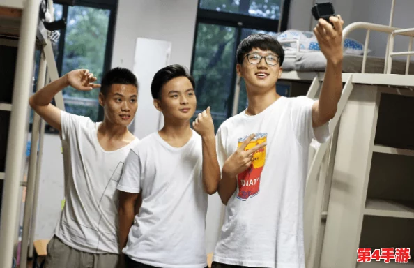 体育生在宿舍自-慰被发现Gay，这一事件引发了对性取向和隐私权的广泛讨论，反映出社会对同性恋群体的接受度仍需提升