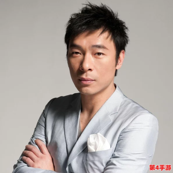 两个男生互相亲吻原声音没有音乐，情深意重如胶似漆的瞬间令人动容