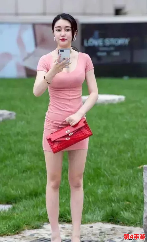 宝贝 腿张大点就不疼了出去！某女星被曝整容后腿部变形，网友纷纷围观揣测真相