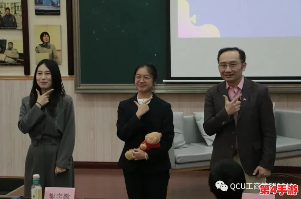她开始慢迎迎合徐平雪英语，透视语言学习的心路历程与跨文化交际的挑战与机遇
