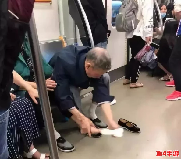 男生和女生愁愁愁很痛轮溜鞋，网友纷纷表示：这款鞋子真是让人又爱又恨，穿着舒适但容易磨脚