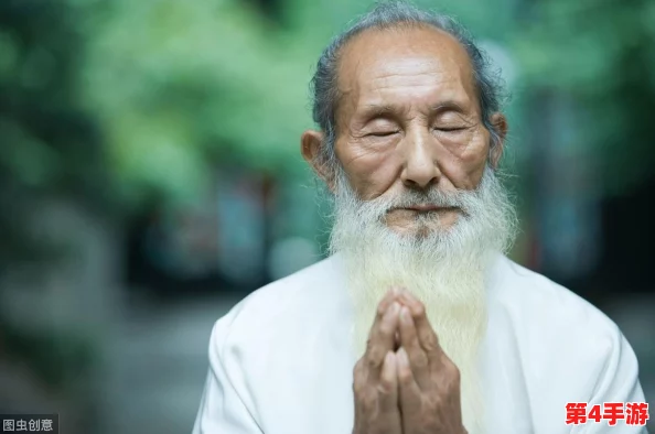 肉体摄影：艺术与身体的交融，探讨人类形态在当代视觉文化中的表现与意义