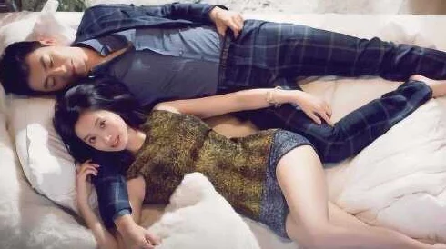 WWW.17一起草：男星被曝与多名女艺人有染，绯闻不断引发热议