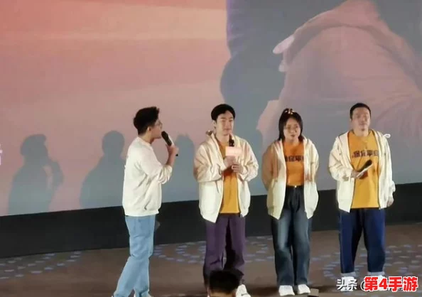 红领巾吃瓜爆料今日大瓜：某明星与经纪人绯闻曝光，现场照片流出引发网友热议