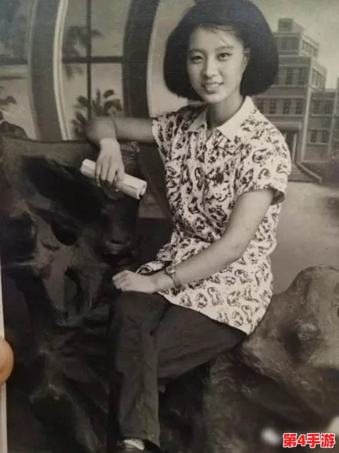 80岁老太BBW另类：网友热议老年人的生活方式与审美观，认为年龄不是限制，反而展现出独特的魅力与自信