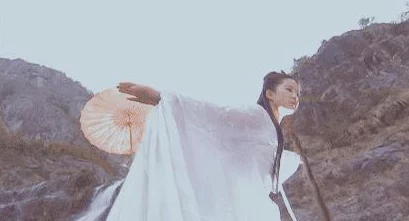 小龙女开始慢慢迎合古代小说的文化背景与人物塑造研究：从金庸作品看女性形象的演变与影响
