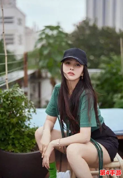 我的偶像女友雷火剑：讲述一位年轻女孩与她心目中的偶像之间的感人故事，展现梦想、勇气与爱情的交织