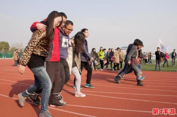 超级凌乱的校园运动会:在这场充满欢声笑语与意外插曲的运动会上,学生们展现了各自的才华和团队精神,同时也经历了一些搞笑而混乱的瞬间 超级凌乱的校园运动会:在这场充满欢声笑语与意外插曲的运动会上,学生们展现了各自的才华和团队精神,同时也经历了一些搞笑而混乱的瞬间