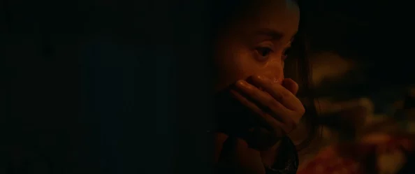 小鲜肉天台放烟花飞机,绚丽夜空下引发围观,粉丝纷纷拍照记录精彩瞬间 小鲜肉天台放烟花飞机,绚丽夜空下引发围观,粉丝纷纷拍照记录精彩瞬间