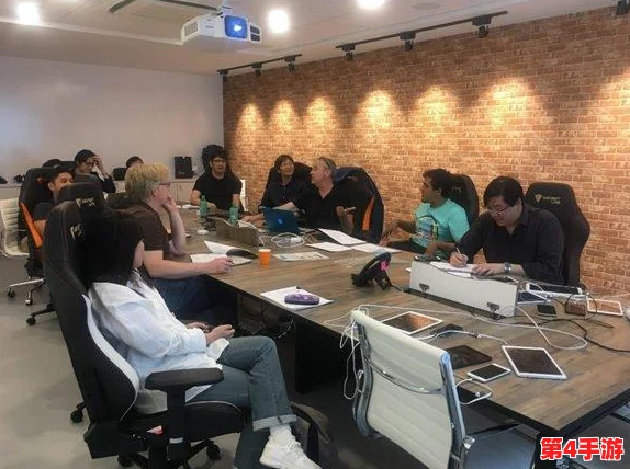 老婆玩刺激战场跟人组cp，竟然和对方发展成了线下约会关系，引发我强烈的不满与质疑